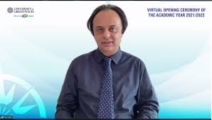 Dấu ấn Lễ khai giảng đặc biệt của sinh viên K10 Đại học Greenwich (Việt Nam)