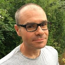 Stuart Henderson's Instagram, Twitter & Facebook