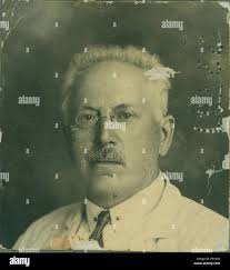 22 1937 hi-res stock photography and images