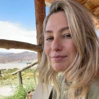 400+ perfiles de «Lavin»