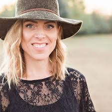 Dana Miner's Instagram, Twitter & Facebook