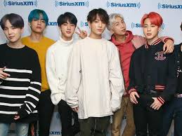 Pero, acorde a su naturaleza, antes que aprender a tocar instrumentos o cantar, las chicas se preocupan por sus atuendos. Por Que Hasta Los Idols Deben Cumplir Servicio Militar En Corea Del Sur Kim Hyun Joong Lee Min Ho Super Junior G Dragon De Big Bang Bts K Pop