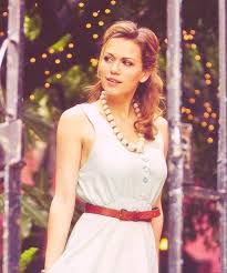 Bethany joy lenz est née à hollywood, en floride le 2 avril 1981, d'un père professeur d'histoire et d'une mère manager. Epingle Sur Lovely Ladies