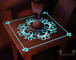 Glow Table Glow In The Dark Table Custom Epoxy Resin End Table Ad Glow Table Resin Crafts Resin Table