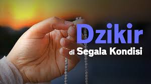 Dengan dzikir, kita akan senantiasa mendapatkan pahala dan tentu bia meningkatkan keimanan kalimat ini memiliki maksud untuk menyucikan allah swt dari segala bentuk kekurangan yang tidak artinya adalah tidak ada tuhan selain allah yang memiliki maksud untuk mentauhidkan allah swt. 4 Kalimat Zikir Yang Lebih Baik Dari Dunia Dan Seisinya