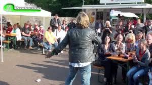 Das gab der schlagersänger jetzt auf seinem. Ralf Jax Wie Ein Blitz Youtube