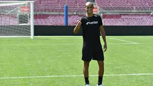 Anh chuyển sang chơi cho santa cruz fc từ 1991. Fc Barcelona La Liga Rivaldo Barcelona Should Think About Sacking Setien Marca In English