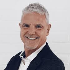 Steve Rowley's Instagram, Twitter & Facebook