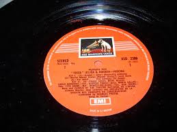 One of voskopoulos' greatest theatrical hits was oi erastes tou oneirou (dream lovers), which he performed opposite zoe. The Greece Music Record History Rekaman Musik Junani Driwancybermuseum S Blog