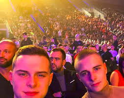 Na jakie auto udało mu się. Brat Adama Zdrojkowskiego Instagram Zdjecia Kim Jest Kuba Zdrojkowski Viva Pl