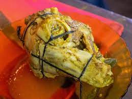 Sajikan semur daging kambing ini selagi hangat dan taburkan dengan bawang goreng di atasnya. Resep Kikil Kepala Kambing Nosaelnosakwanosa