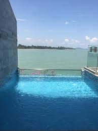 Loosen up on a water villa, relax at my own plunge pool and just simply enjoy the sunset while having a refreshing drink is something i've longed for. The Premium Pool Sea View Villa Picture Of Lexis Hibiscus Port Dickson Pasir Panjang Tripadvisor