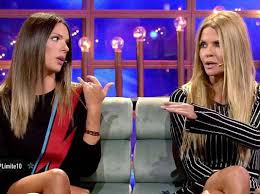 Kiko matamoros y makoke celebran su próxima boda posando desnudos en interviú al más puro estilo 50 sombras de grey demostrando que están más en forma que makoke y su marido kiko matamoros llegan al complejo hotelero donde se celebra la boda de toñi salazar y roberto liaño. Laura Matamoros Asegura Que El Matrimonio De Kiko Matamoros Y Makoke Era Una Farsa Laura Matamoros Matrimonio Boda