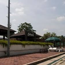 Kuala lumpur internationella flygplats 49,8 km. Food Beverage The Raintree Club