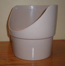 Top 5 highest rated dog water bowls for sloppy drinkers. Messy Mutz Dog Bowls Best Water Dish Ever No Mess On The Floor From Our Lab Dog Bowls Dog Water Bowls Dog Feeding