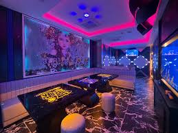 Private Karaoke Rooms | 聚， theJU.sg