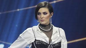 Ucrania gana eurovisión con un alegato político barei, la representante española, acaba el concurso en la 22ª posición. El Conflicto Entre Rusia Y Ucrania Llego A Eurovision