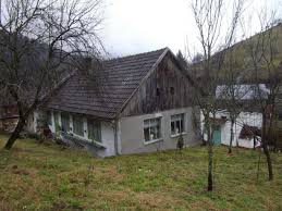 Soarele răsare la 07:11 și apune la 19:40. Rusca MontanÄƒ