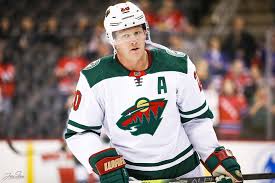 Ryan suter signed a 13 year / $98,000,000 contract with the minnesota wild, including a $25,000,000 signing bonus, and an annual average salary of $7,538,462. Ryan Suter The Hockey Writers