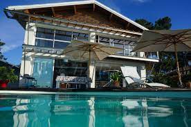 Nos quatre chambres d'hôtes au cœur du cap ferret, sur un jardin vallonné de 2000m2, vous permettront. La Villa Etche Ona Guesthouse Lege Cap Ferret Gironde