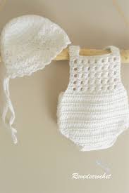 Dabbling Baby Hook Dabbling Cap Set Baby Beguin Cap Baby Shooting Outfit Crochet Baby Dress Crochet Baby Clothes Crochet Jumpsuits Tuto couture valisette tuto couture gigoteuse couture de vêtements pour bébés modele couture tutos couture couture tutoriel couture enfant pointure chaussure bébé une barboteuse sous les étoiles et son doudou tout doux.télécharger ici les explicationstélécharger les patrons ici. crochet baby clothes crochet
