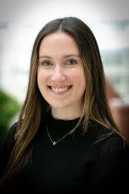 Suzanne Straub's Instagram, Twitter & Facebook