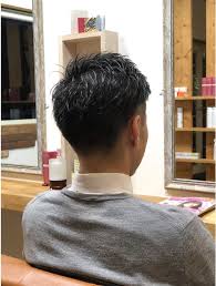 メンズ ツーブロック７ ３ l028030812 王様のイスのヘアカタログ ホットペッパービューティー ツーブロック メンズ メンズ ヘアスタイル ツーブロック メンズ パーマ
