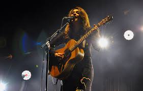 Nel 2017 carmen consoli ha avuto suo figlio, carlo giuseppe, tramite fecondazione assistita.la cantante per sottoporvisi in quanto madre single si è dovuta più volte recare a londra, e lei stessa ha affermato di sperare che in italia prima o poi le cose cambino. Carmen Consoli Si Racconta Me Ne Fotto Del Mercato Rolling Stone Italia