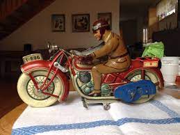 Tipp Co Tin Toy Motorcycle Germany 1932 1936 30 Cm With The Odd Red Luggage Rack No 694 Antique Toys Toy Motorcycle Vintage Toys
