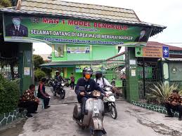 376 Siswa Man Model Kota Bengkulu Ikuti Masa Pengenalan Radar Bengkulu Online