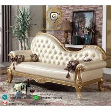 Pilih kursi plastik santai yang terbuat dari material plastik yang nyaman, tidak cek dulu di mana kamu akan menempatkan kursi tersebut, misalnya untuk di kamar, di ruang tamu. Sofa Malas Klasik Meridian Sofa Santai Ukir Mebel Terbaru Furniture Ukir Furniture Ukir Klasik Mewah Jepara