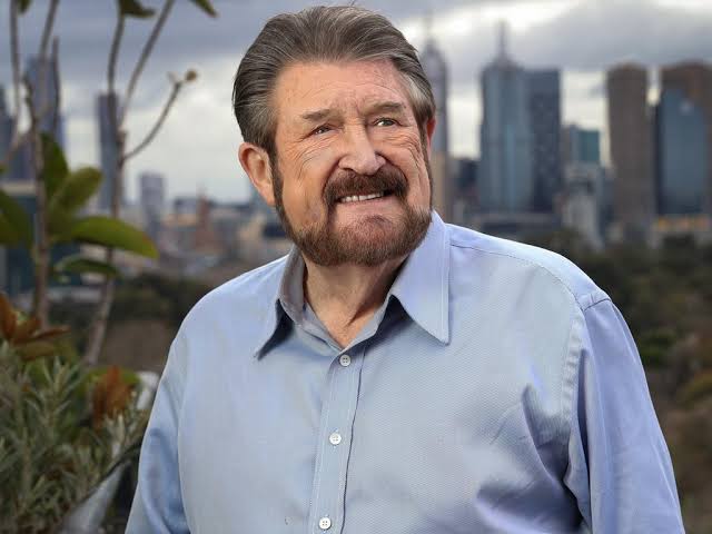Tributes for media great Derryn Hinch after his death, aged 82 | The Chronicle