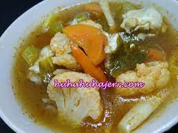 Resepi tomyam putih ala restoran thai. Tomyam Ayam Yang Penuh Dengan Sayur Sayuran Sedap Blog Santai Santai Jerr