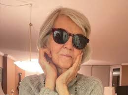 Marian Hogue's Instagram, Twitter & Facebook