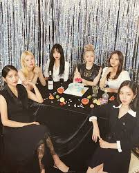 Cheap brooches, buy quality jewelry & accessories directly from china suppliers:gfriend 2020 online concert gfriend c:on posters wall decoration stickers . Scan Gfriend 2020 2021 Season S Greetings G Friend Gfriend Album Korean K Pop