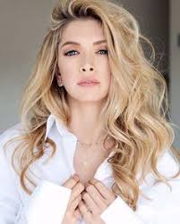 Music love peace 🌍 🌎 🌏 founder @verabeauty.official taplink.cc/ververa. Idei Na Temu Vera Brezhneva 90 Vera Znamenitosti Zhenshina