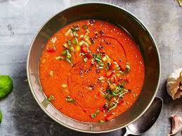 Klassische Gazpacho Rezept Gazpacho Rezept Essen Fur Heisse Tage Rezepte