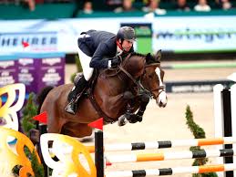See a recent post on tumblr from @equiaustria about springreiten. Us Springreiter Andrew Kocher Mit Elektrischen Sporen Im Einsatz