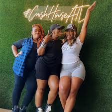 Getting ready for #essencefest 2024 with my boo's @zavielj @minonlive  #TheTripleThreats 😂 #jacquees #mainstage #crushhouseatl 🩷🩷🩷 #KariOn🩷