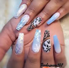 Winter Nails With Snowflake Red And White Christmas Nails Cute And Unique Christmas Nails Holiday Nails Xmas Nails Xmas Nail Designs Christmas Nail Designs