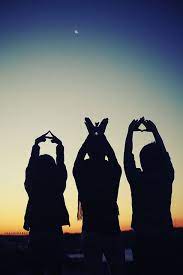 Twilight Friend Poses Photography Friends Photography Best Friend Pictures