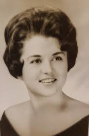 Janine Maxwell's Instagram, Twitter & Facebook