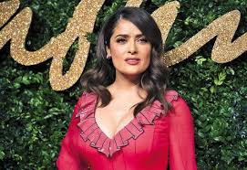 Gala auf allen kanälen für unterwegs. Salma Hayek Trauert Um Erschossenen Hund Vorarlberger Nachrichten Vn At