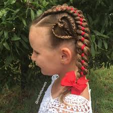 Mom Braids Unbelievably Beautiful Hairstyles Everyday To Her Daughter Bebek Saclari Kiz Sac Modelleri Sac