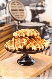Fluffige Quark Waffeln Lecker Macht Laune Lecker Backen Quark Waffeln Waffeln Backen