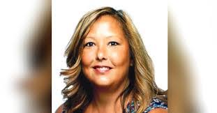 Lisa Drain's Instagram, Twitter & Facebook