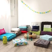 Vous devrez vous procurer le coussin de garnissage séparément. Coussin De Sol 45 Cm Pacifique Taupe Deco Textile Eminza