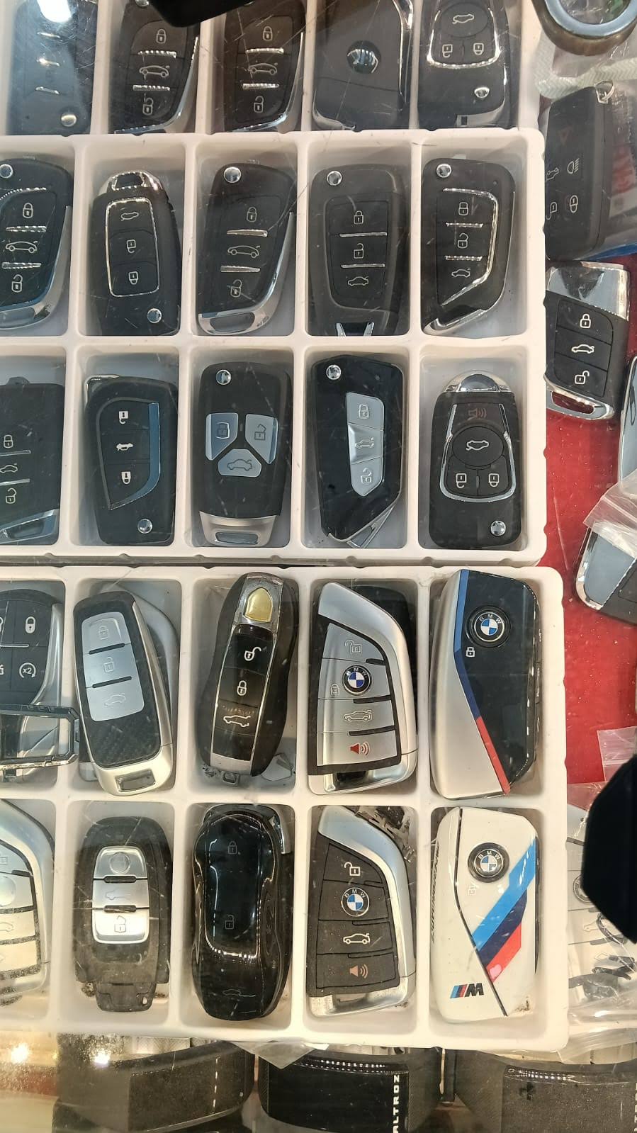 Car remote key product image