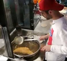 Maybe you would like to learn more about one of these? Pizza Fritta Di Gino Sorbillo La Ricetta Di Natale Per Farla A Casa Video