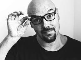 Kim Bench's Instagram, Twitter & Facebook